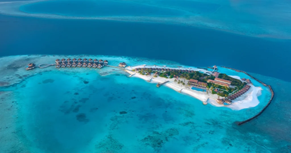 NOOE Maldives 5-star resort for housekeeping job