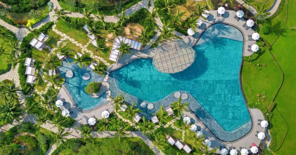 Luxury 4-star resort Meliá Vietnam view