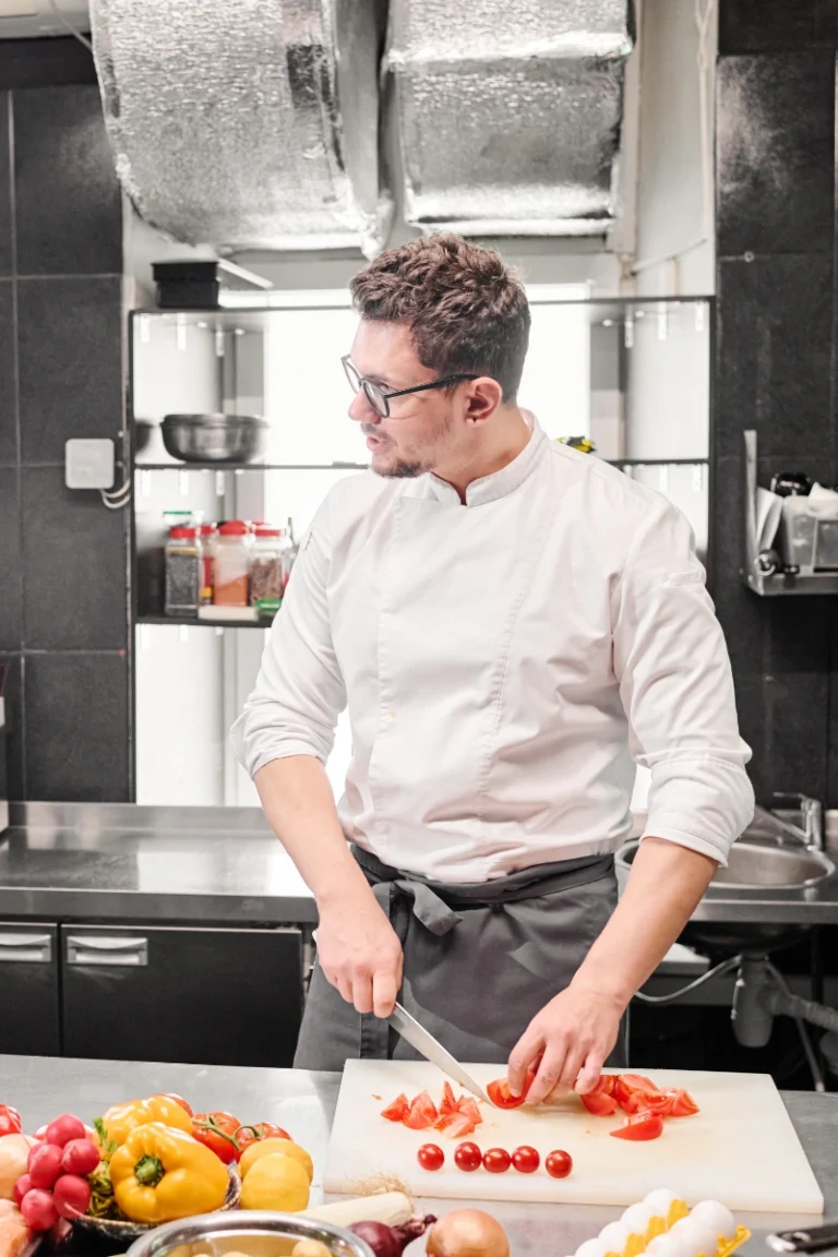 Kitchen Intern